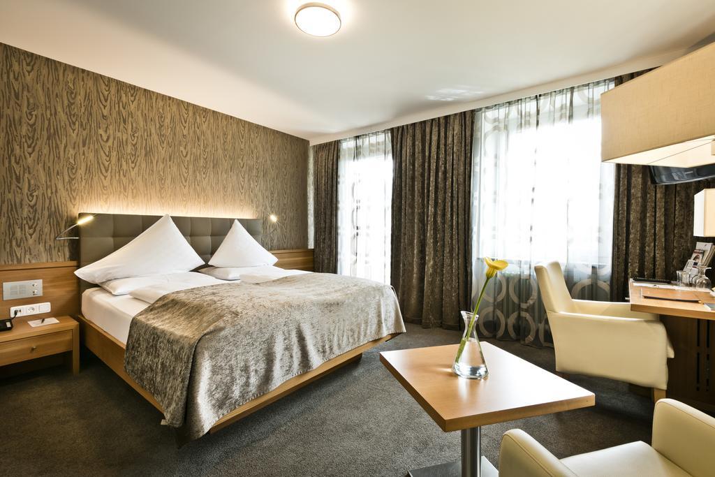 Stadthotel Goldenes Schiff Bad Ischl Ngoại thất bức ảnh