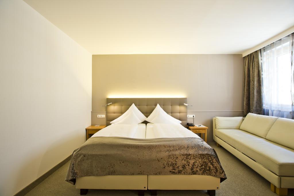 Stadthotel Goldenes Schiff Bad Ischl Ngoại thất bức ảnh