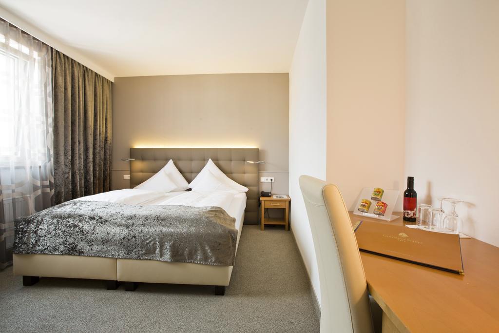 Stadthotel Goldenes Schiff Bad Ischl Ngoại thất bức ảnh